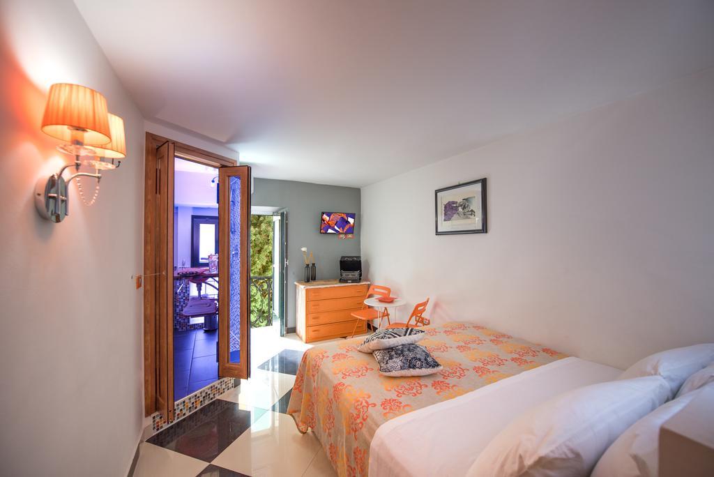 Diemmestudio Hotel Salerno Luaran gambar